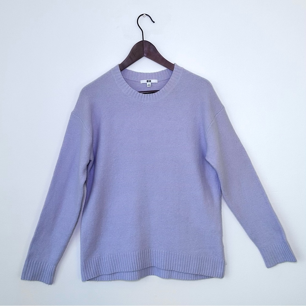 Uniqlo Pastel Lilac Knit Crewneck Sweater - Picture 2 of 7